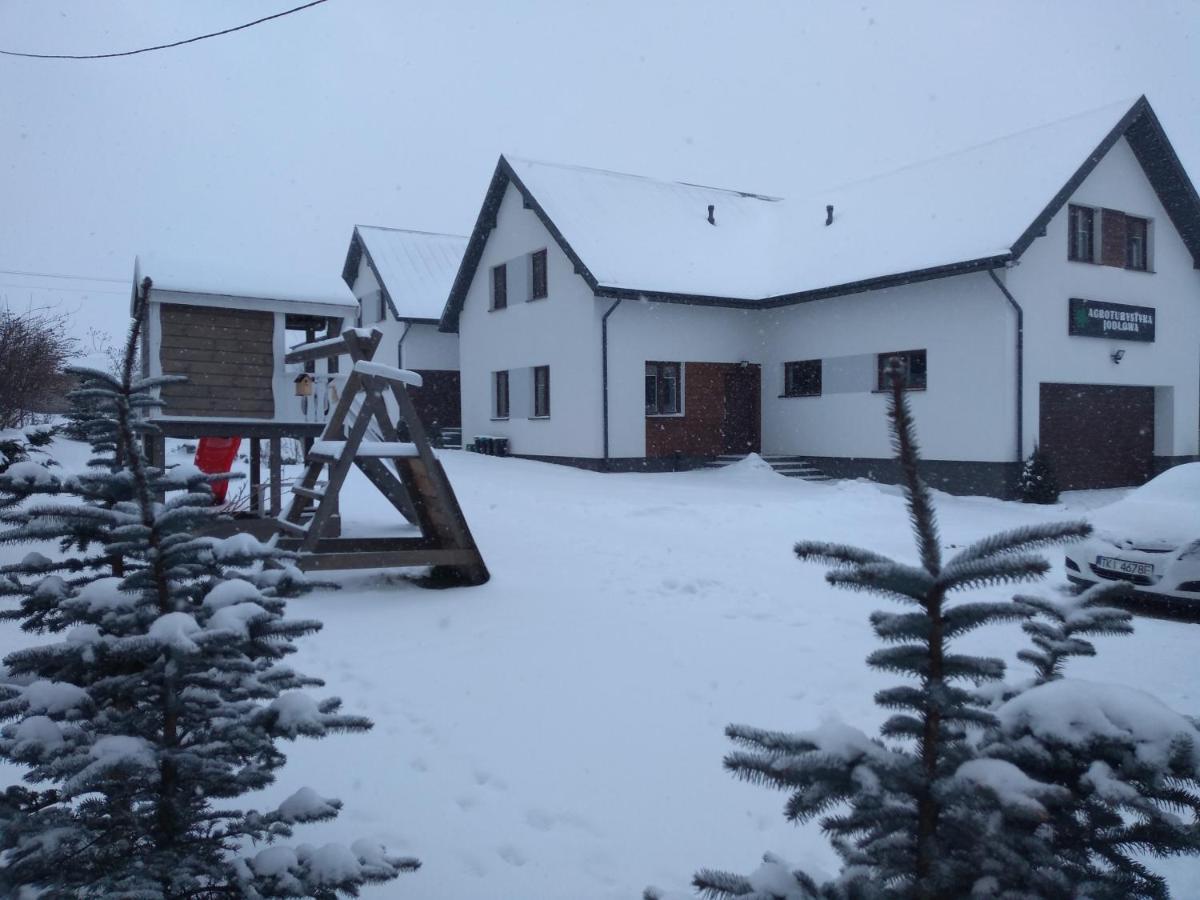 Agroturystyka Jodlowa - Rodzinne Apartamenty W Centrum Gor Swietokrzyskich - Sala Zabaw, Zwierzeta, Bilard Krajno-Zagorze Bagian luar foto