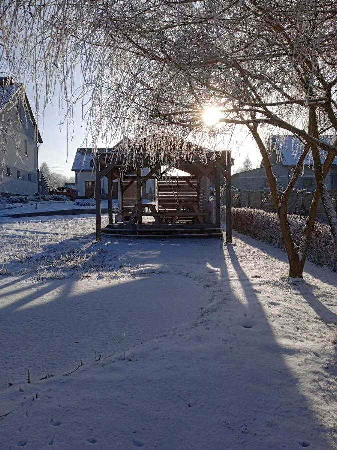 Agroturystyka Jodlowa - Rodzinne Apartamenty W Centrum Gor Swietokrzyskich - Sala Zabaw, Zwierzeta, Bilard Krajno-Zagorze Bagian luar foto