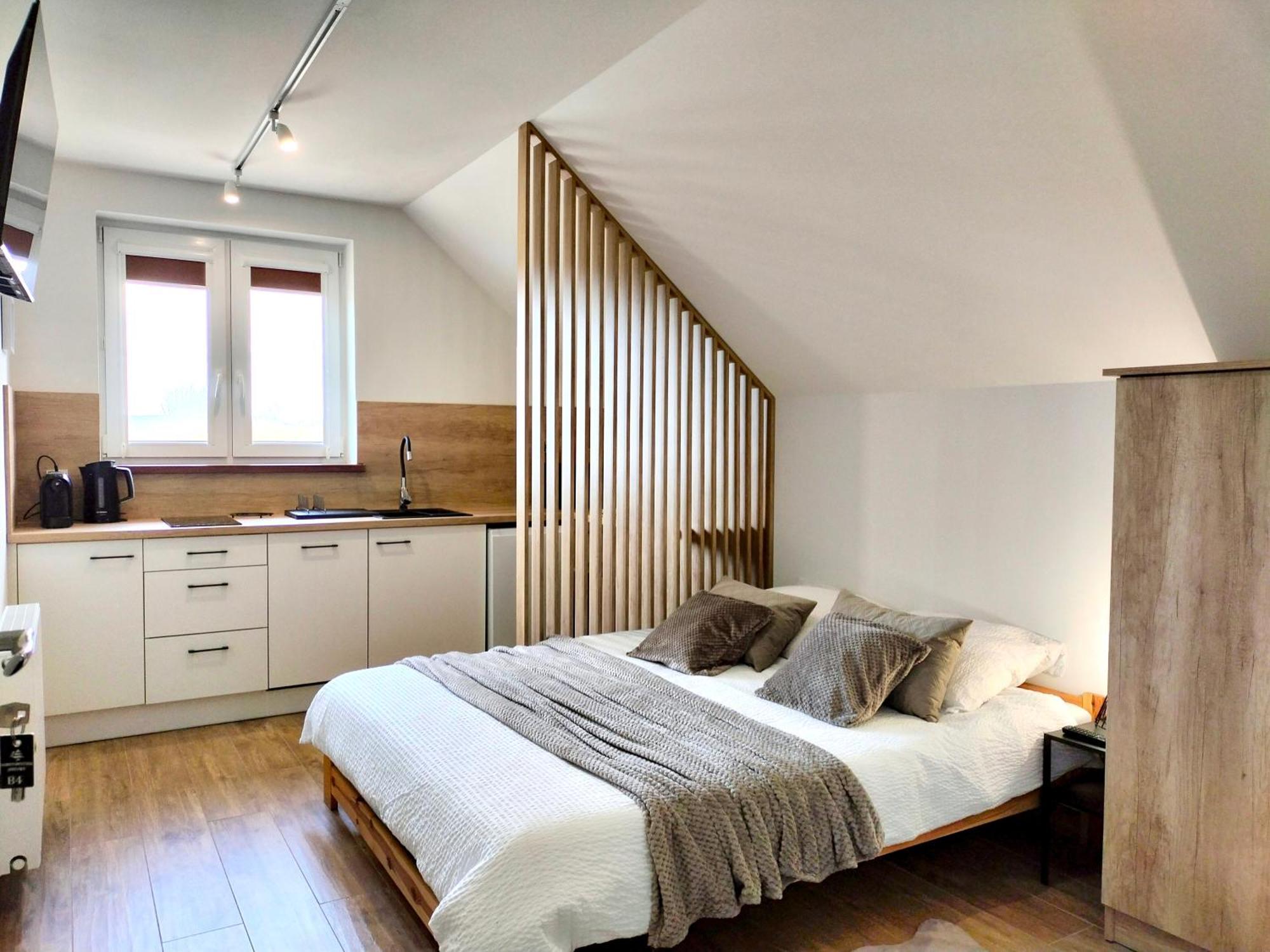 Agroturystyka Jodlowa - Rodzinne Apartamenty W Centrum Gor Swietokrzyskich - Sala Zabaw, Zwierzeta, Bilard Krajno-Zagorze Bagian luar foto