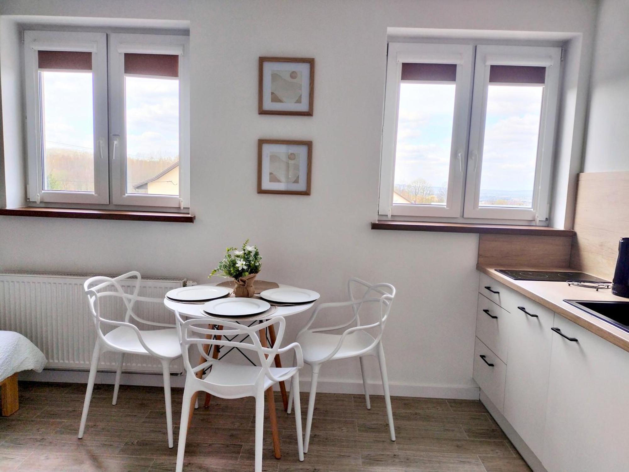 Agroturystyka Jodlowa - Rodzinne Apartamenty W Centrum Gor Swietokrzyskich - Sala Zabaw, Zwierzeta, Bilard Krajno-Zagorze Bagian luar foto
