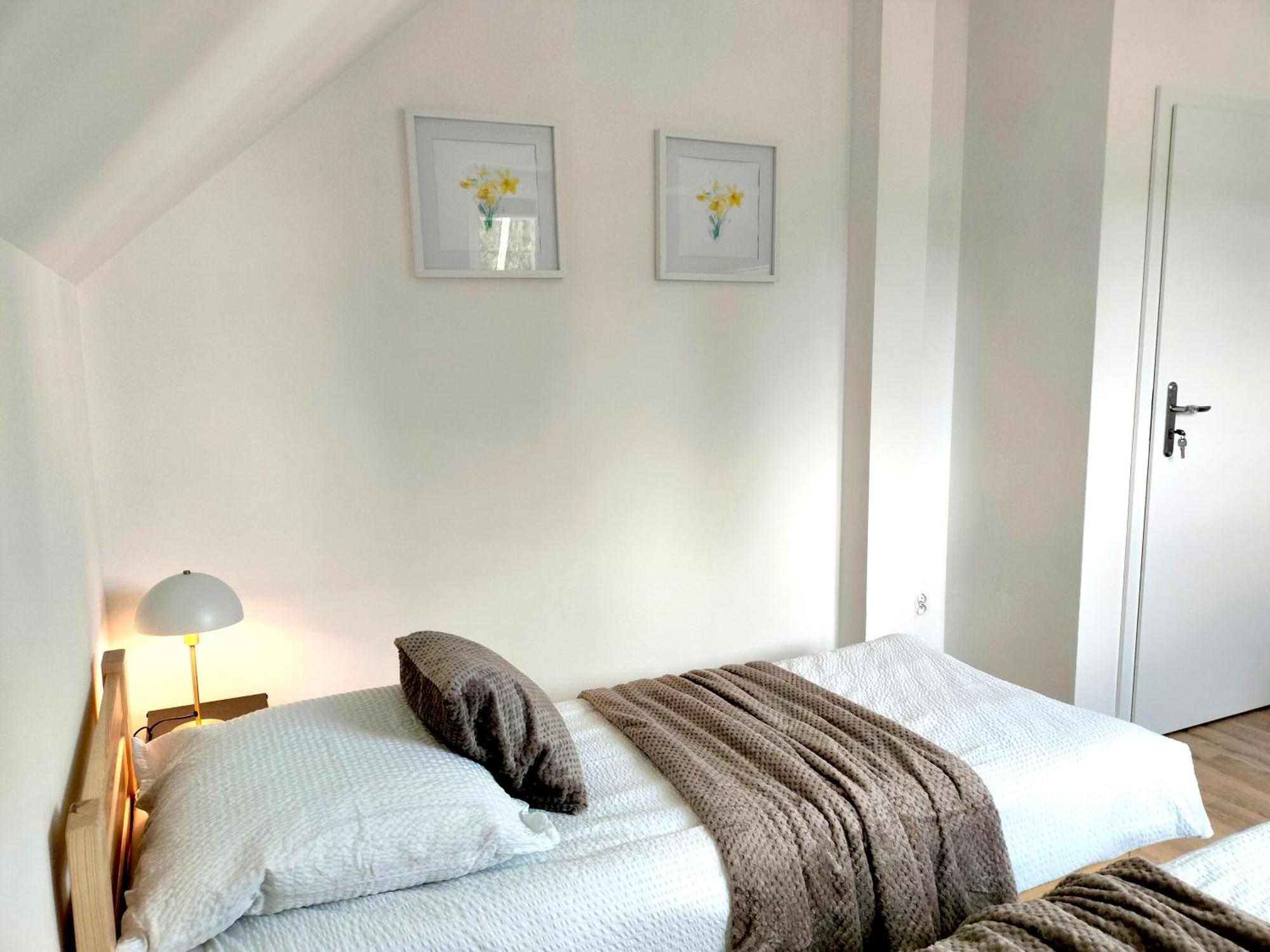 Agroturystyka Jodlowa - Rodzinne Apartamenty W Centrum Gor Swietokrzyskich - Sala Zabaw, Zwierzeta, Bilard Krajno-Zagorze Bagian luar foto