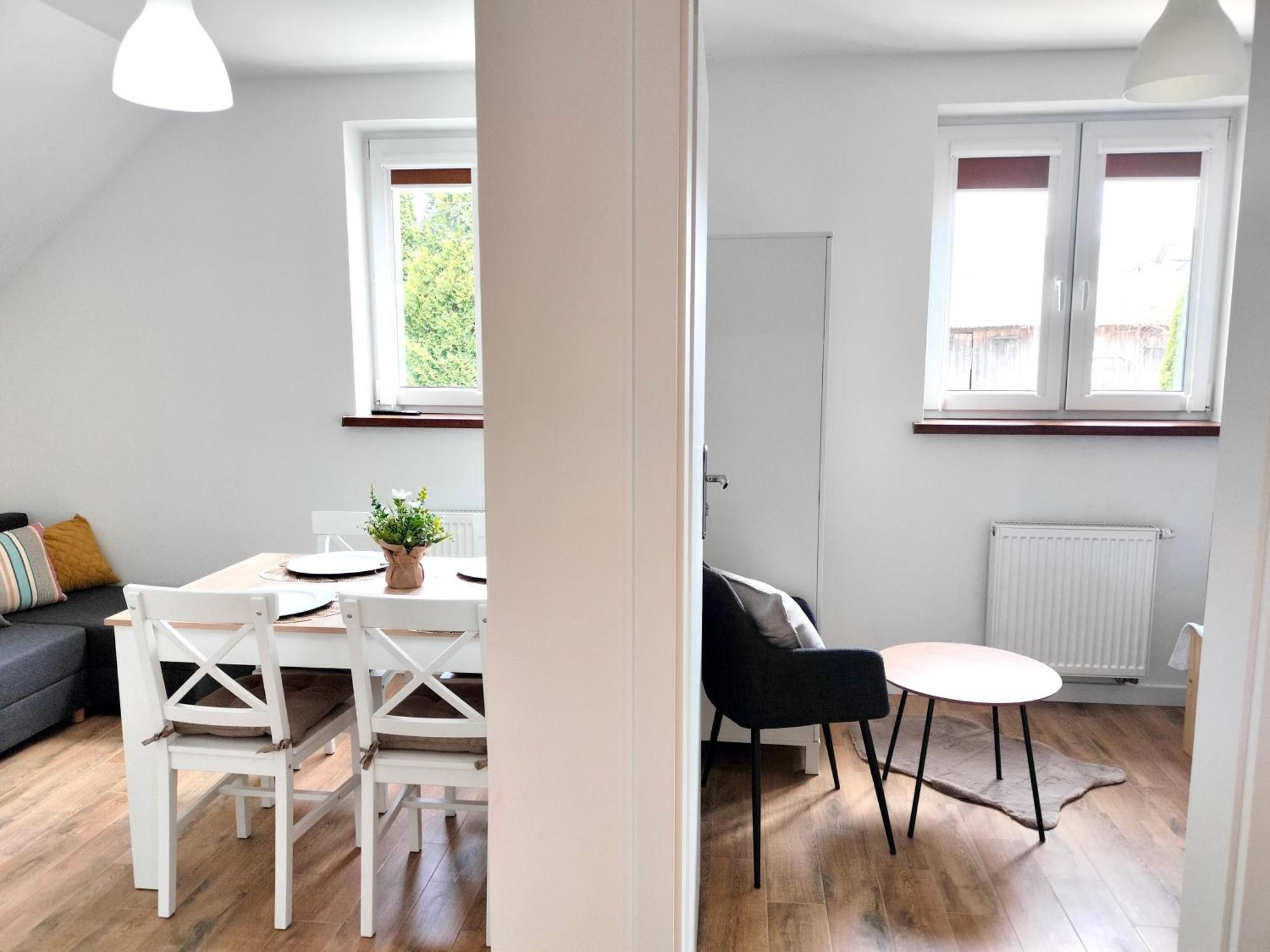 Agroturystyka Jodlowa - Rodzinne Apartamenty W Centrum Gor Swietokrzyskich - Sala Zabaw, Zwierzeta, Bilard Krajno-Zagorze Bagian luar foto